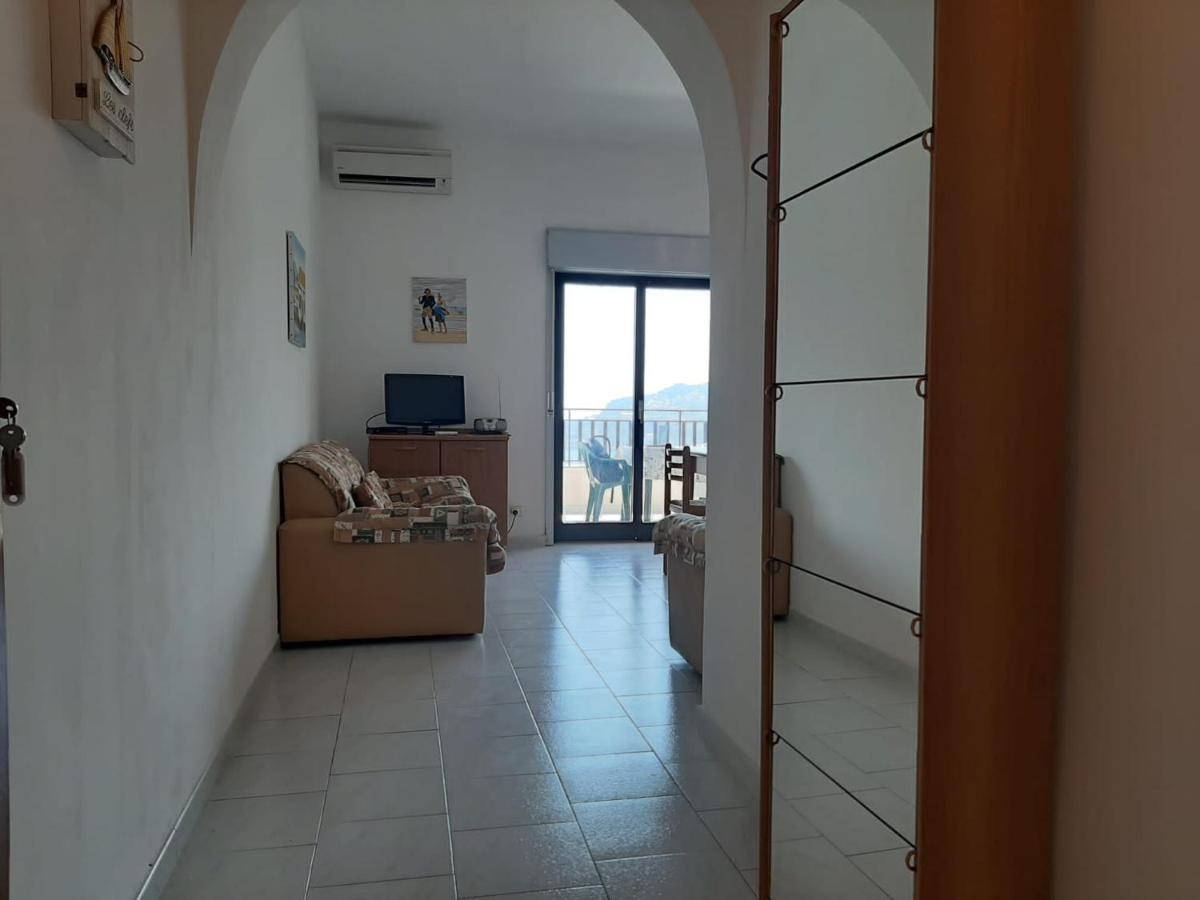 Casa Vacanze Andreana Apartment Letojanni Ngoại thất bức ảnh