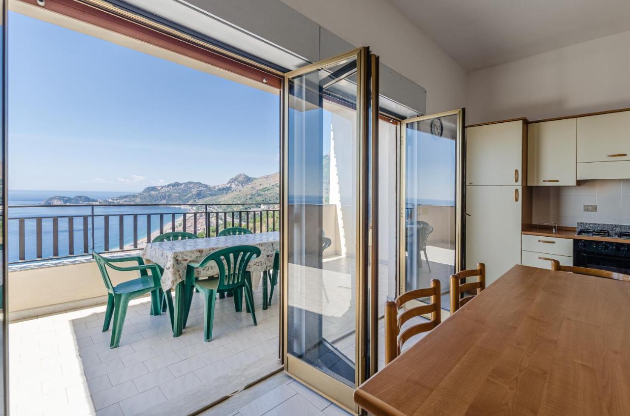 Casa Vacanze Andreana Apartment Letojanni Ngoại thất bức ảnh
