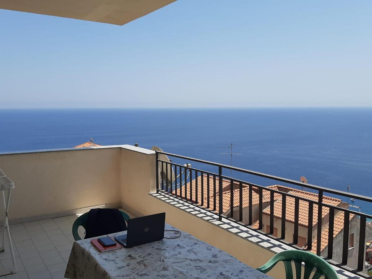 Casa Vacanze Andreana Apartment Letojanni Ngoại thất bức ảnh